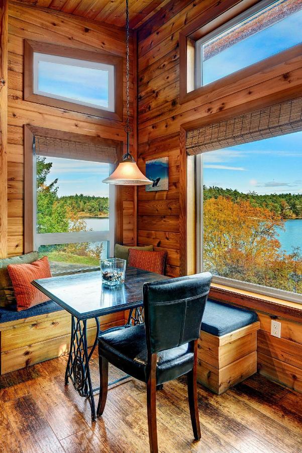 Snug Harbor Resort And Marina Friday Harbor Bagian luar foto